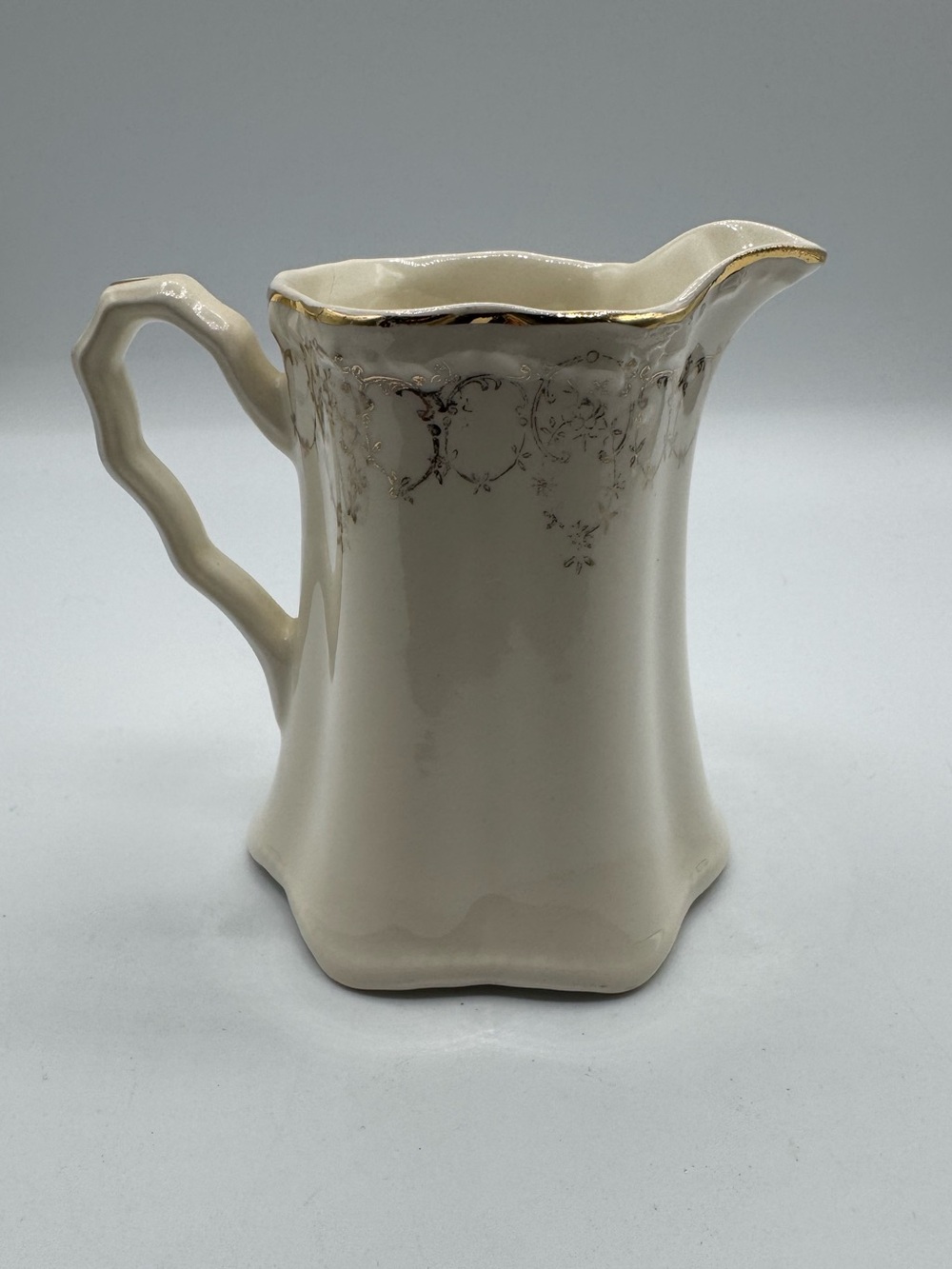 Vintage Crooksville China Thematic Lorraine Creamer